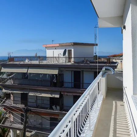 Διαμέρισμα Sea View Luxury In Nea Kallikratia. *