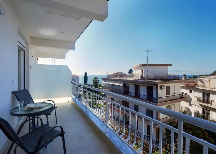 Sea View Luxury In Nea Kallikratia. Appartement