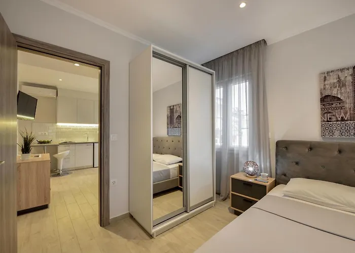 Sea View Luxury In Nea Kallikratia. *