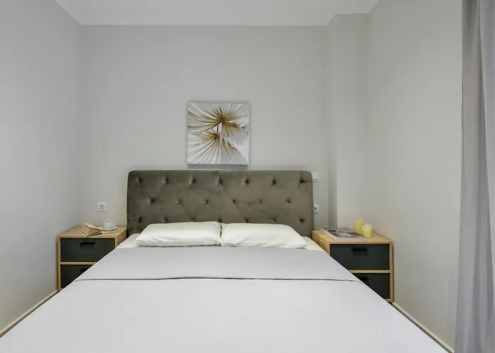 Sea View Luxury In Nea Kallikratia. Appartement *