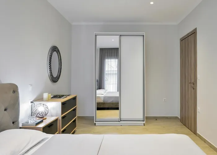 Appartement Sea View Luxury In Nea Kallikratia. *
