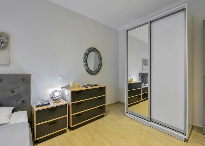 Sea View Luxury In Nea Kallikratia. Appartement *